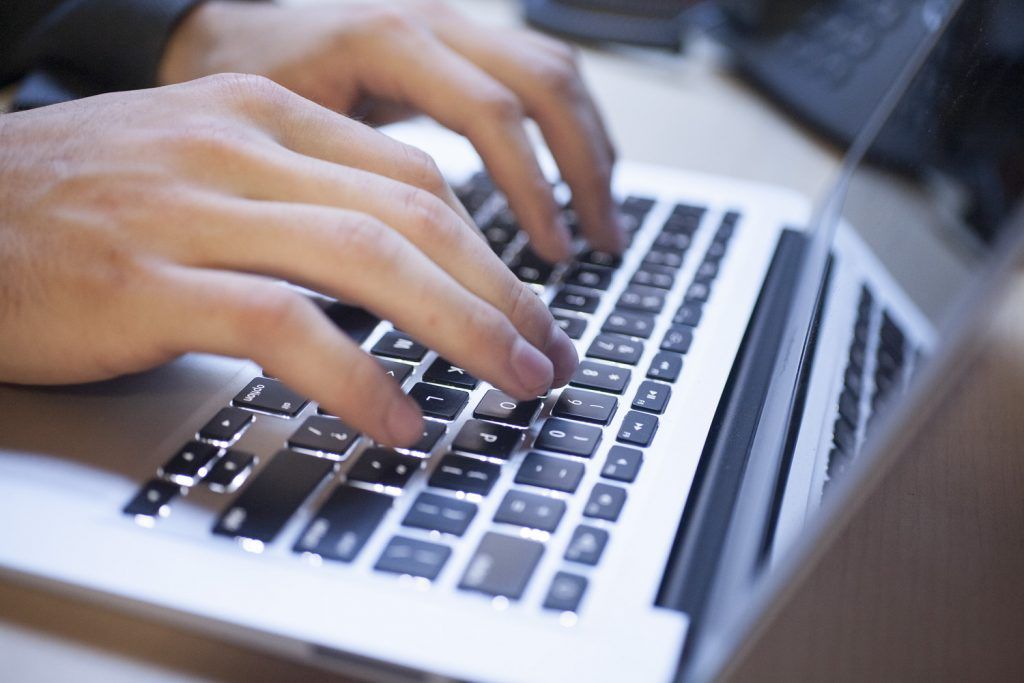 como-configurar-firma-corporativa-gmail